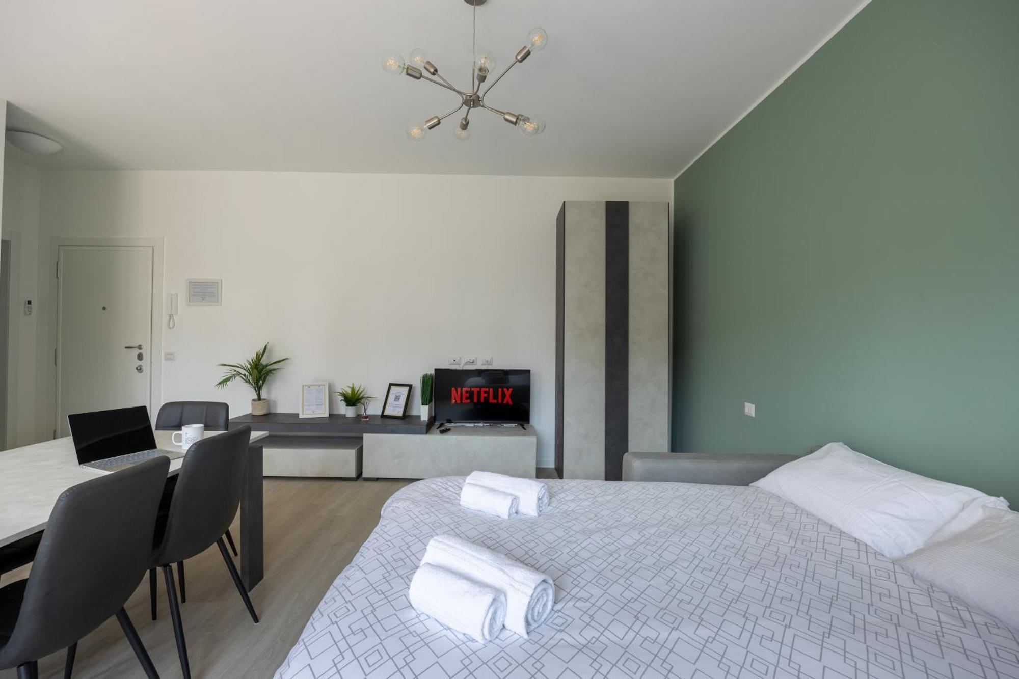 Appartamento Duomo - 6 Stops From Duomo, 5min From Station, Ac, Netflix,